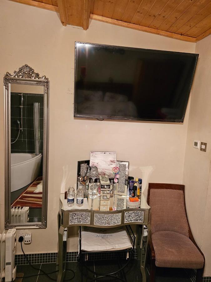 شقة كلونيمل  في Baron Park House المظهر الخارجي الصورة