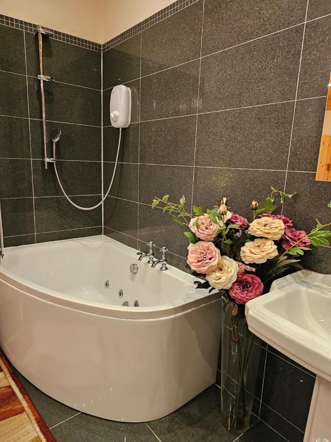شقة كلونيمل  في Baron Park House المظهر الخارجي الصورة