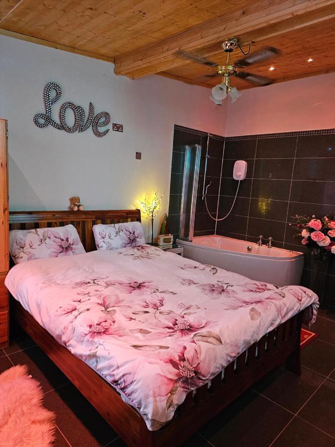 شقة كلونيمل  في Baron Park House المظهر الخارجي الصورة